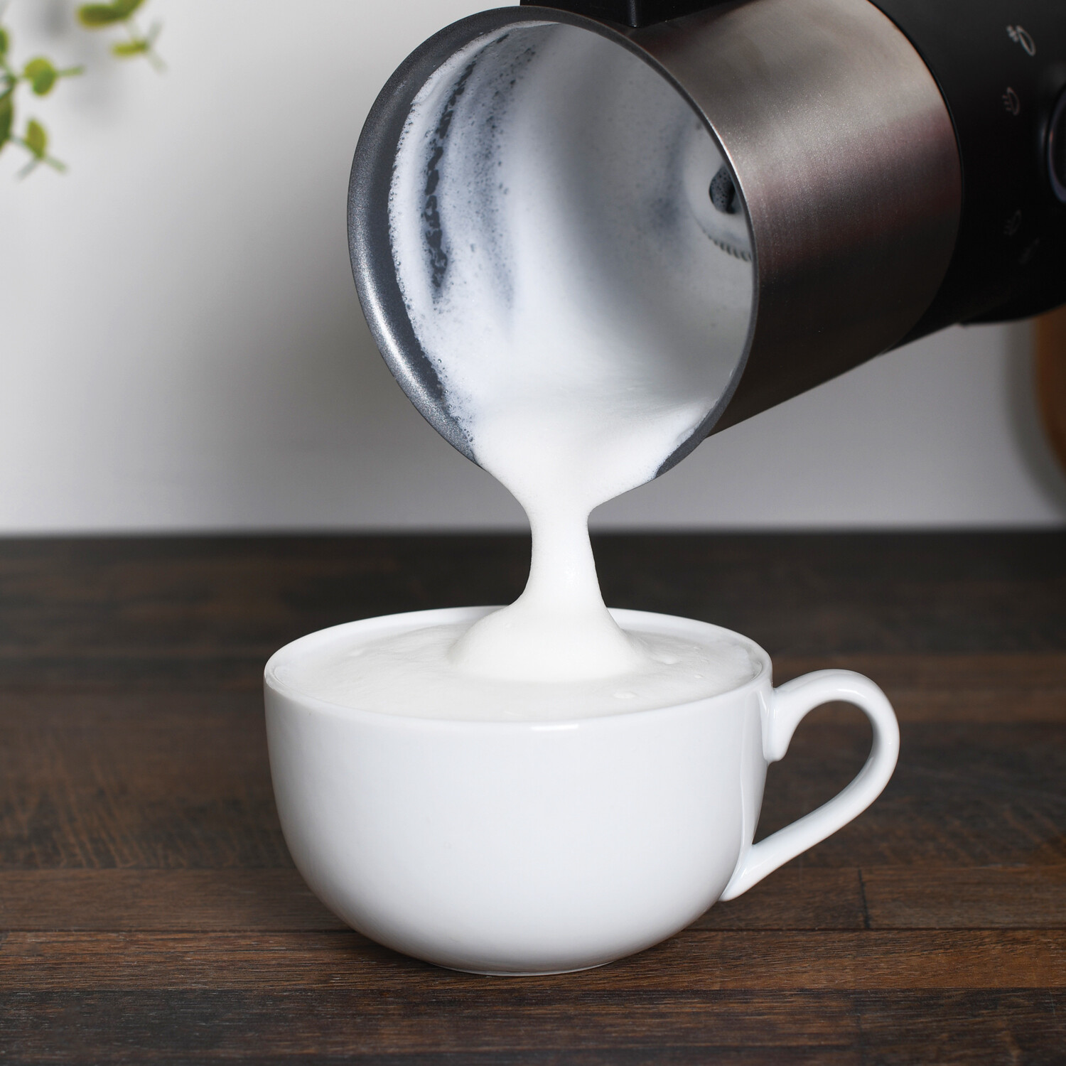 Kitchen Master Stainless Steel Milk Frother with LED Indicator Black and Silver Image 6