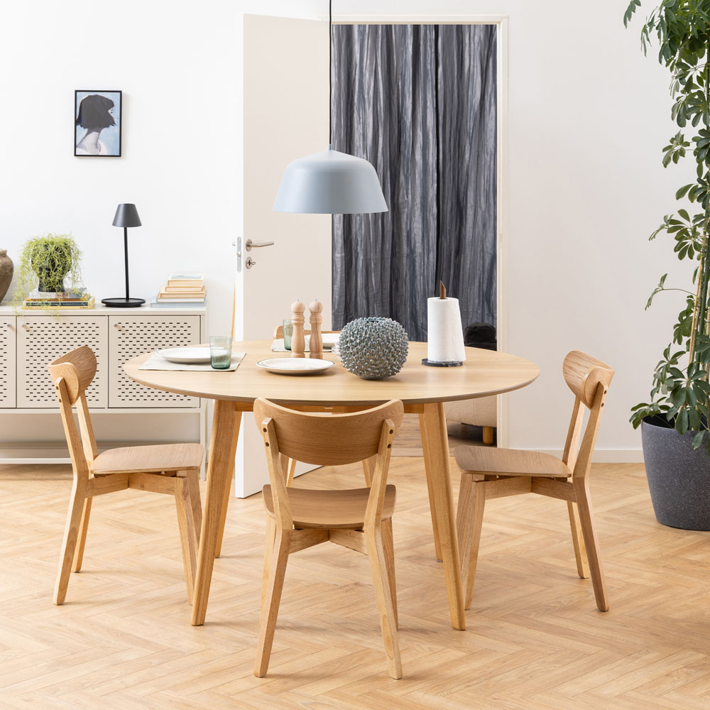 Furniture To Go Roxby Oak 4 Seater Round Dining Set Image 9