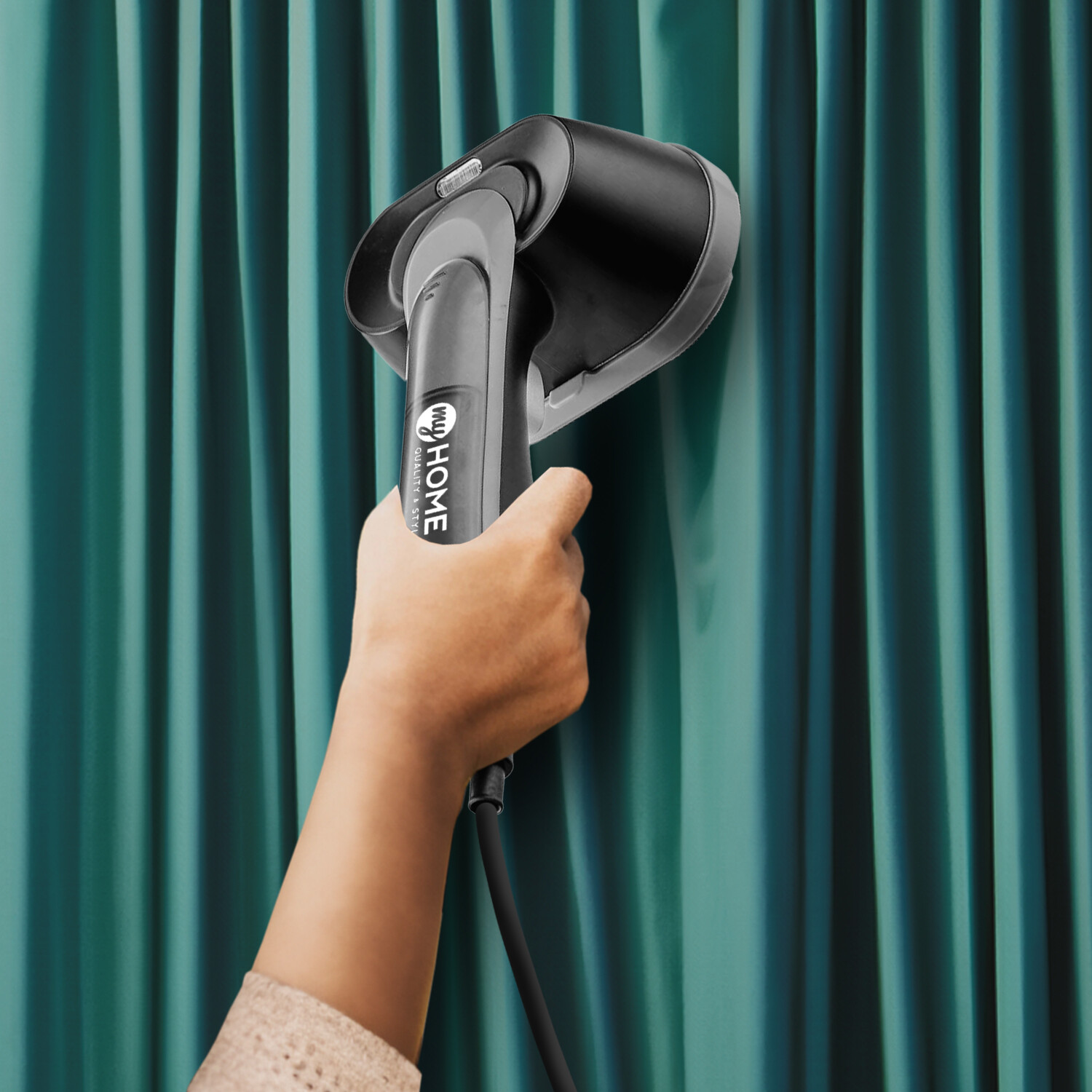 Garment Steamer - Black Image 2