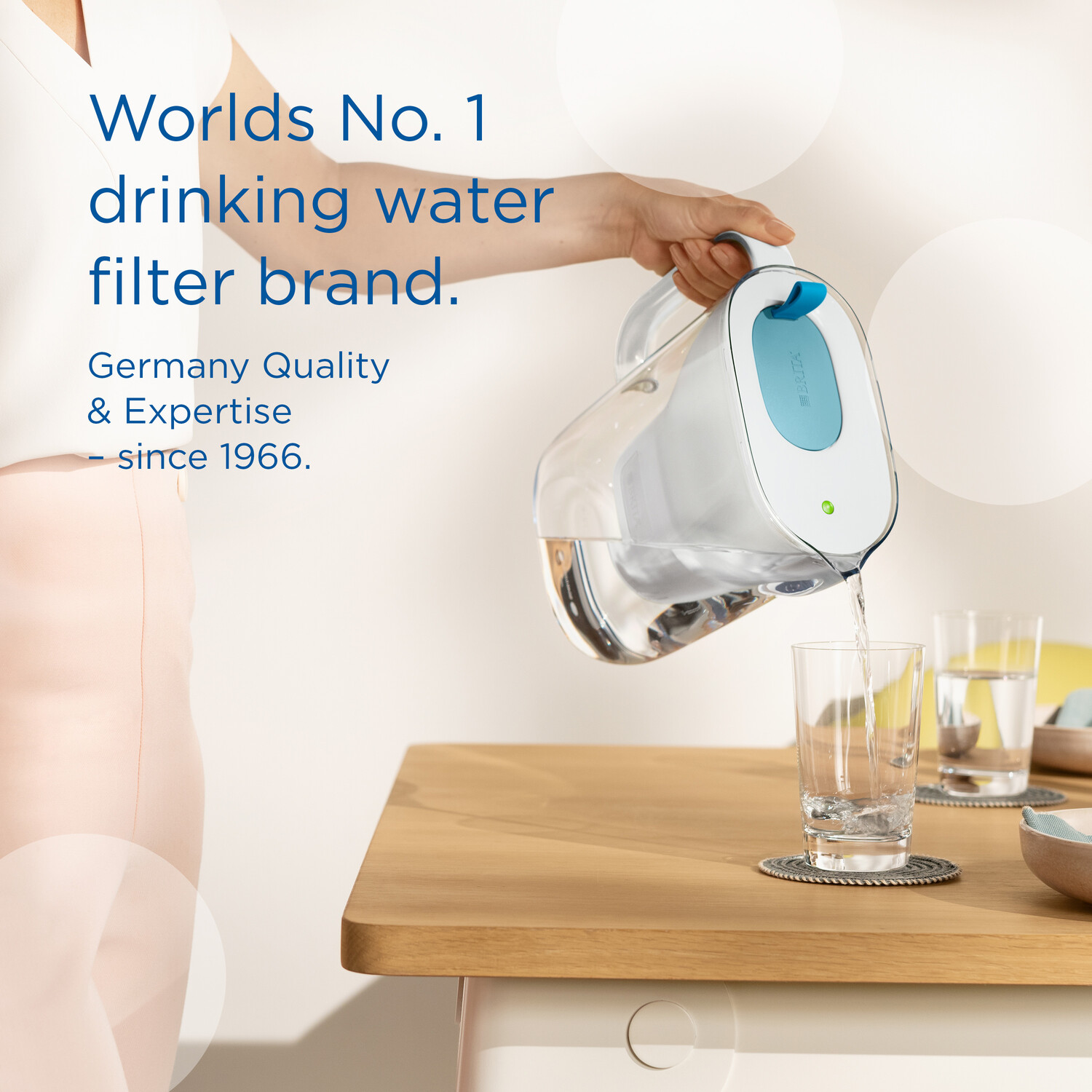 Brita Style 2.4L Water Filter Jug Image 3