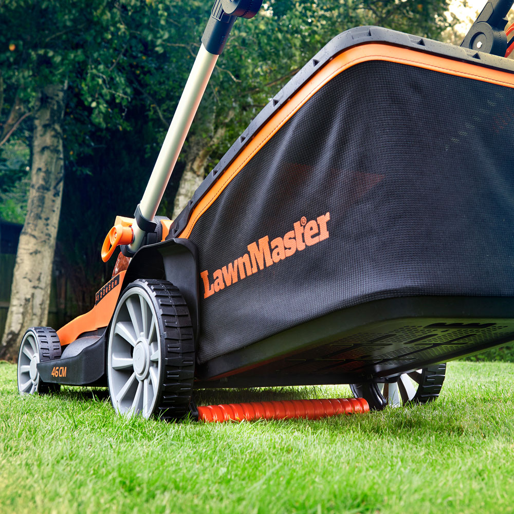 LawnMaster MX 24V 48V 46cm Cordless Lawnmower with 2 Battery Set Image 8