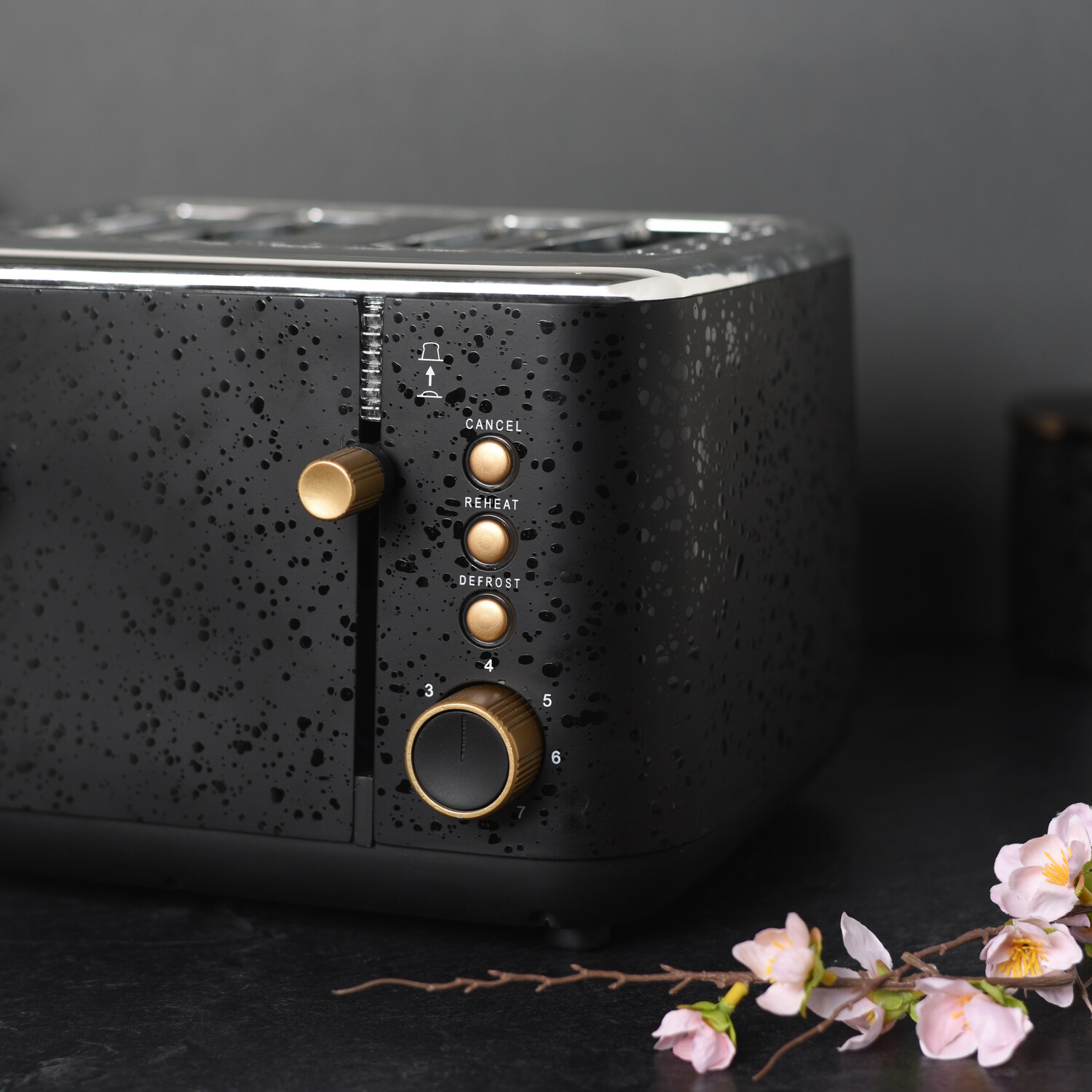 Kaiseki Black Four Slot Toaster Image 3