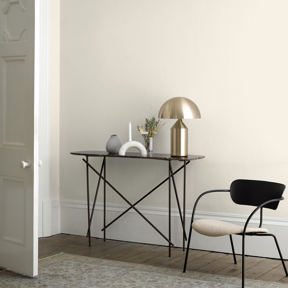 Crown Breatheasy Walls & Ceilings Cream White Matt Emulsion Paint 2.5L Image 4