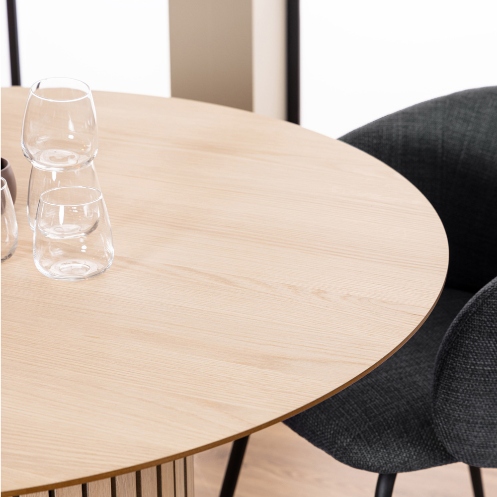 Furniture To Go Linley White Oak 4 Seater Round Dining Table Image 4