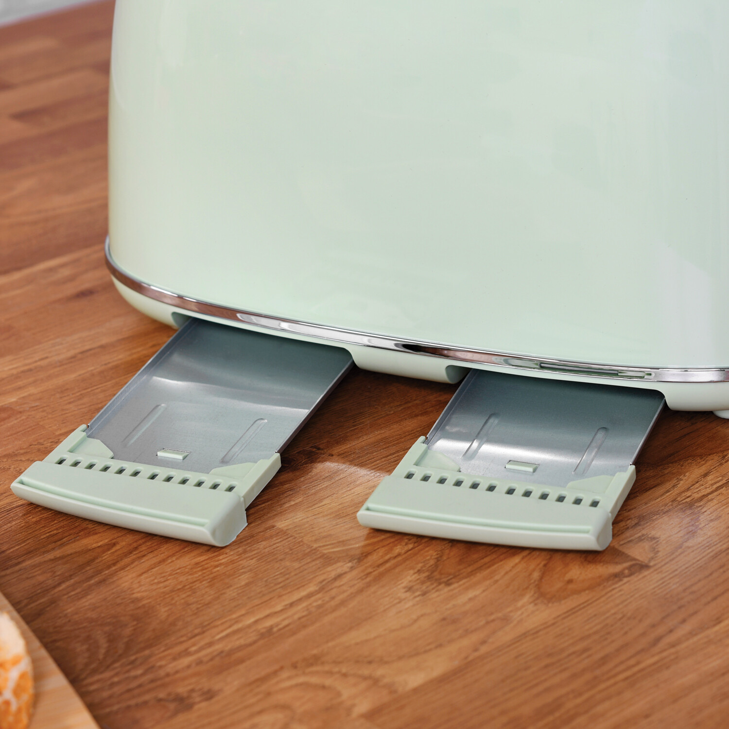 Retro 4 Slice Toaster Sage Image 4