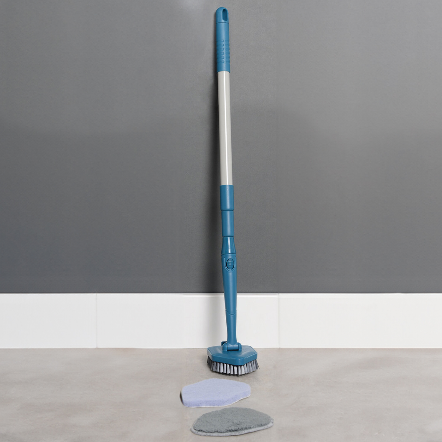 Bathroom Cleaning Brush Image 8