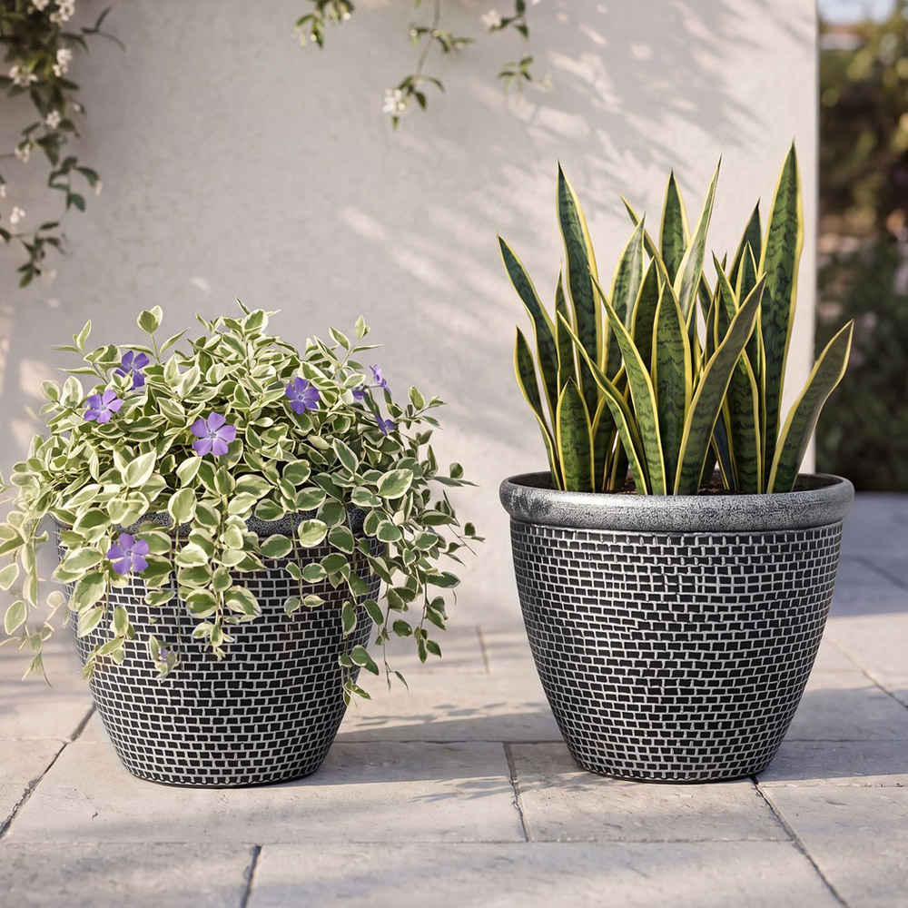 TOQUE Black Antique Silver Effect Plastic Garden Plant Pot with Drainage Holes 30cm 2 Pack Image 3