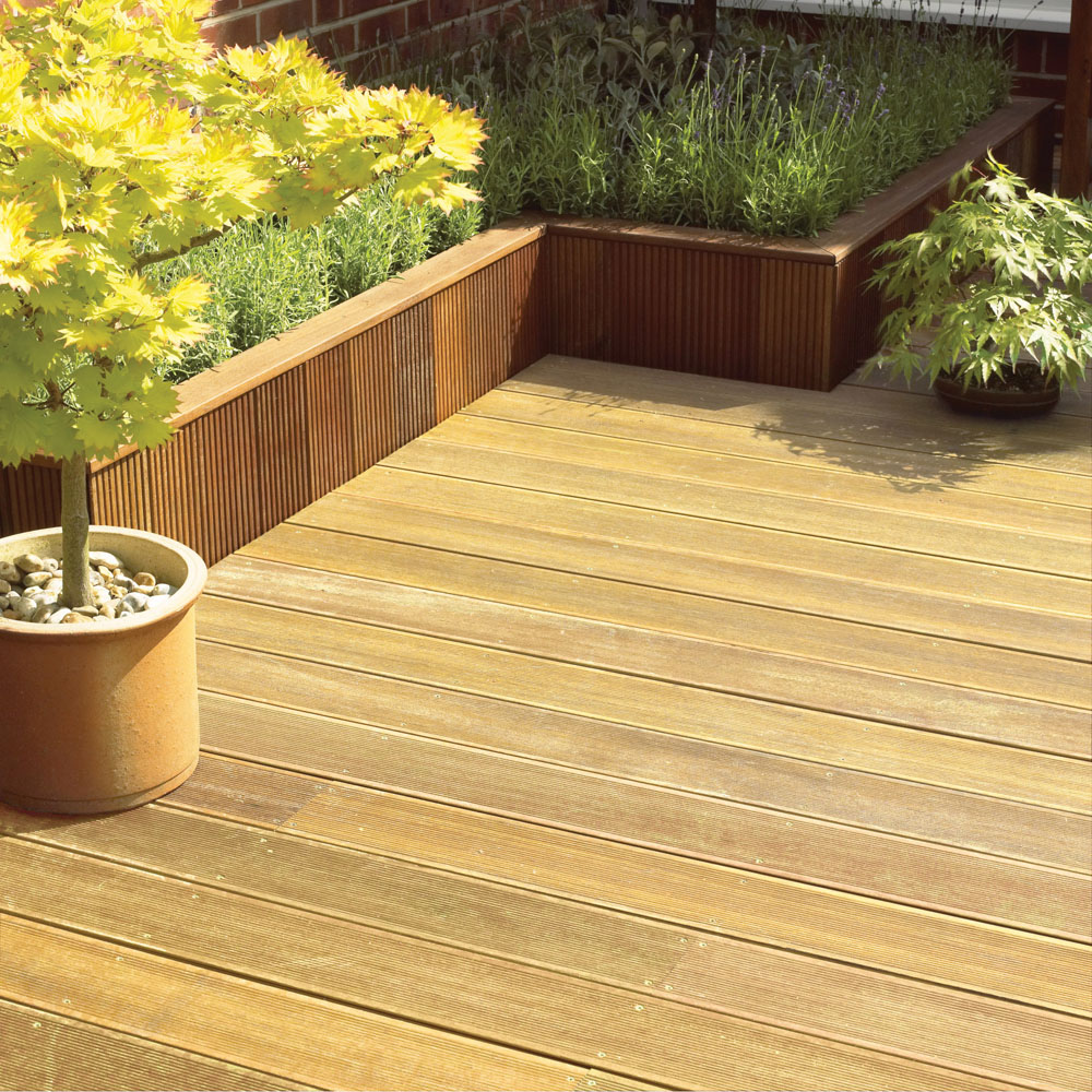 Ronseal Decking Oil - Natural Oak / 2.5l Image 3