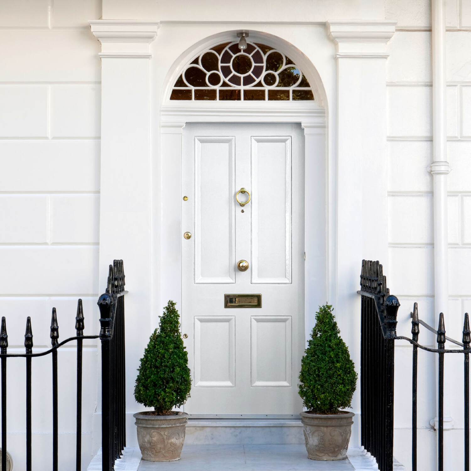 Crown One Coat Wood & Metal Pure Brilliant White Gloss Paint 750ml Image 5