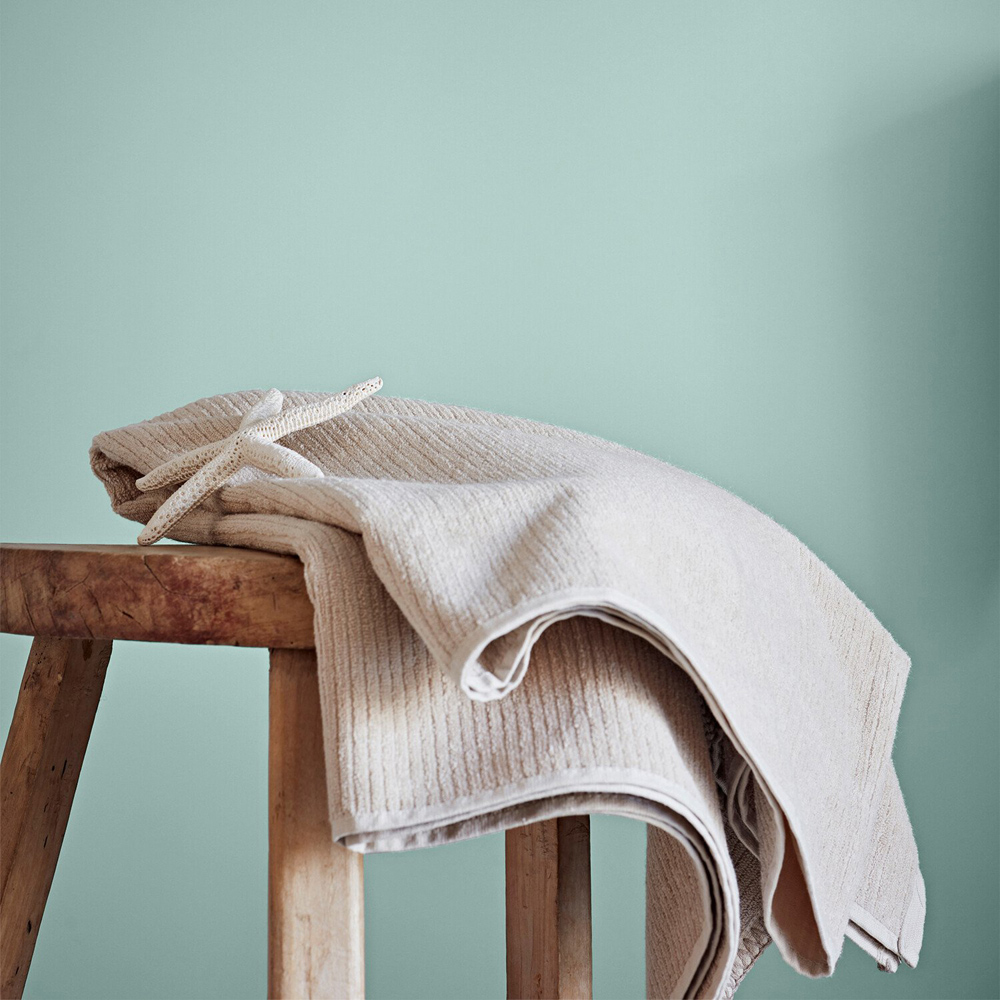 Crown Easyclean Bathroom Paint - Soft Duck Egg Image 4