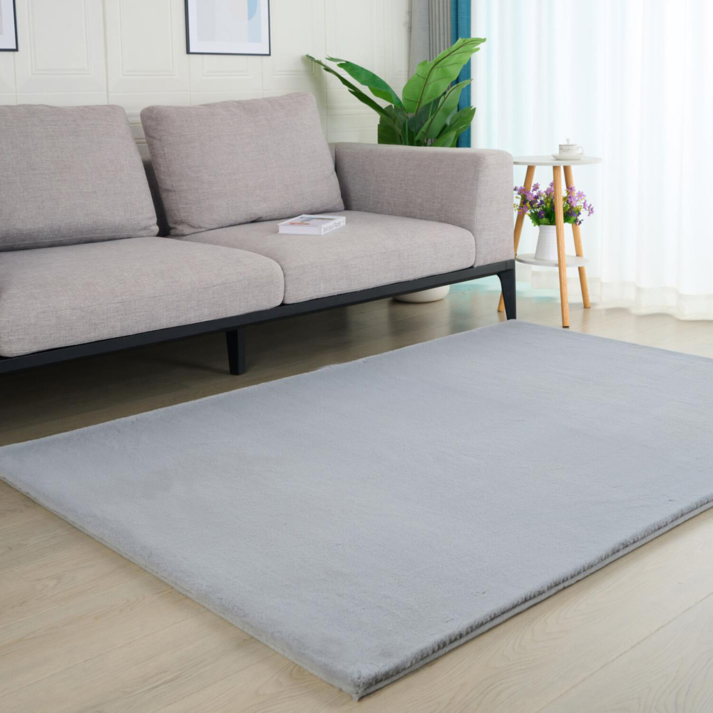 Deluxe Rabbit Faux Fur Rug  - Silver / 120cm Image 4