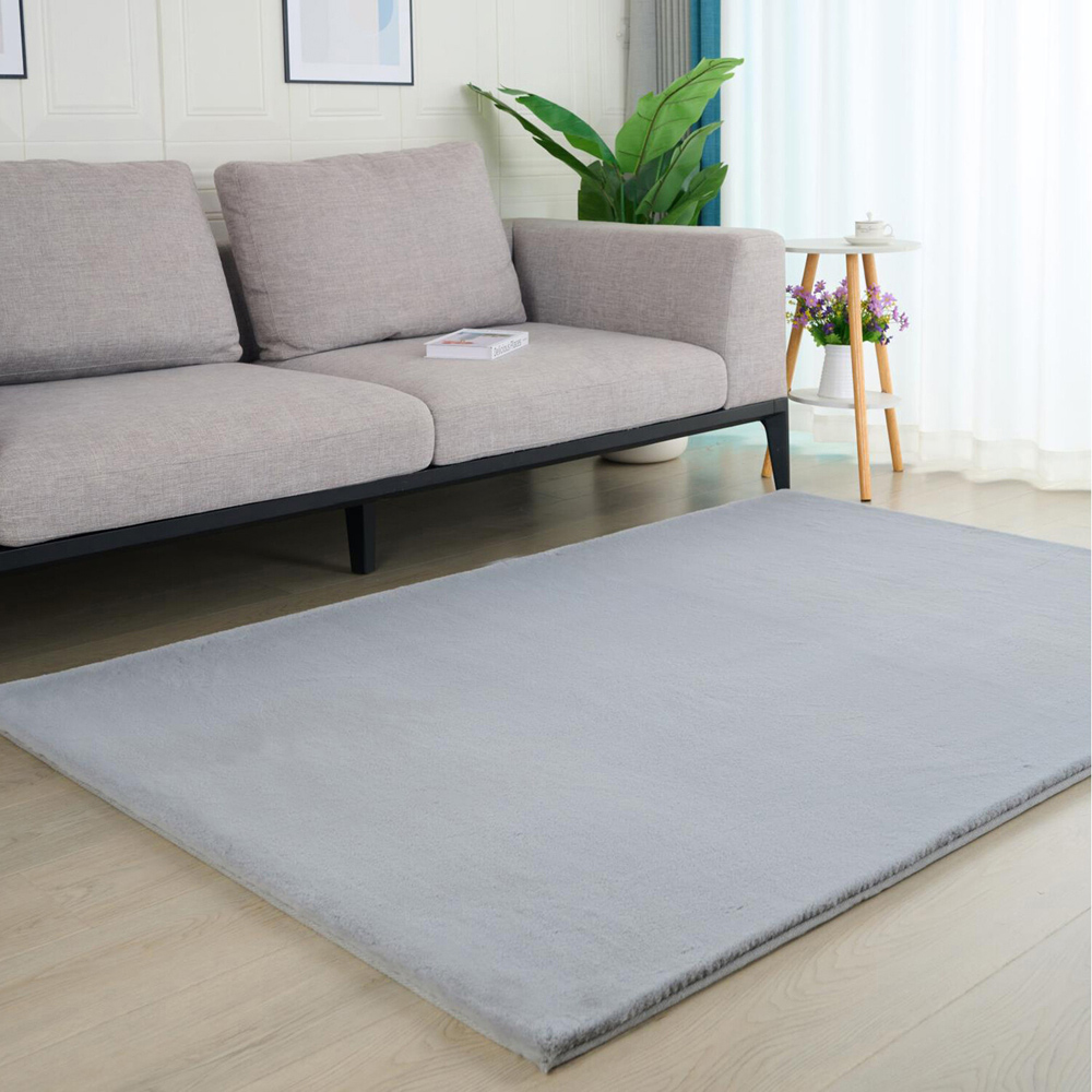 Deluxe Rabbit Faux Fur Rug  - Silver / 140cm Image 4