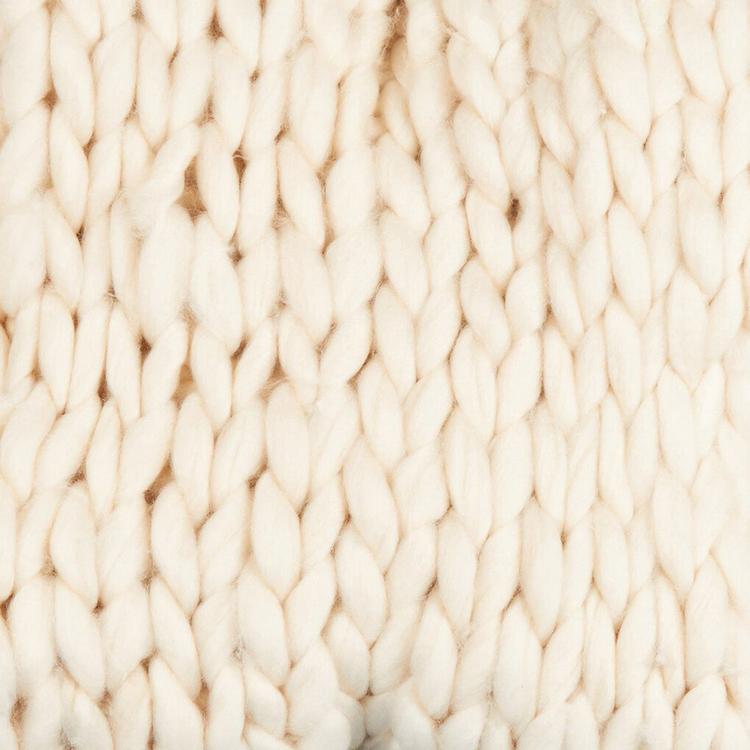 Divante Chunky Knit Throw - Ivory Image 6