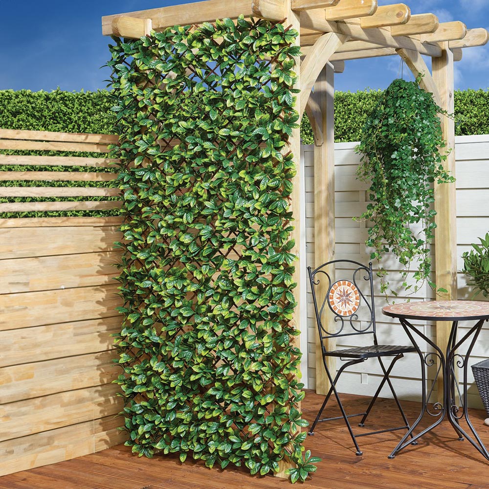 Expanding Laurus Fence 200 x 100cm Image 2