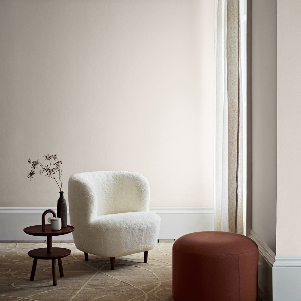 Crown Walls & Ceilings Organic Cloth Matt Emulsion Paint 5L Image 5