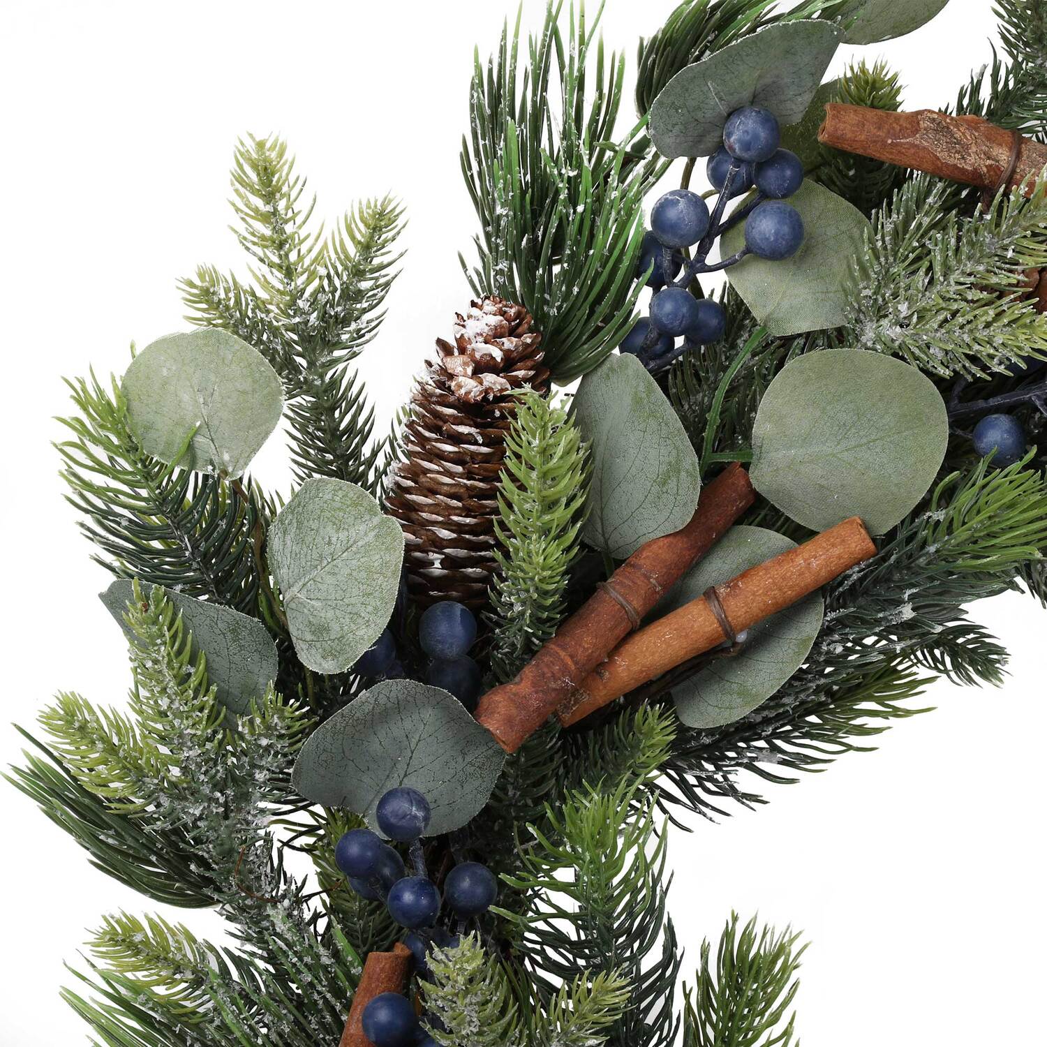 Cinnamon Berry Wreath Image 2