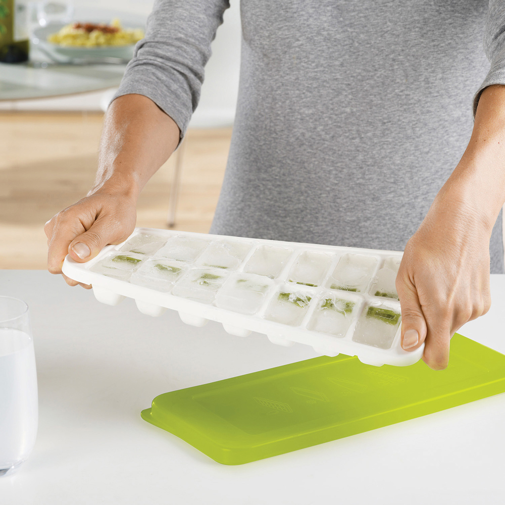 Joseph Joseph QuickSnap Plus White and Green Ice Cube Tray Image 9