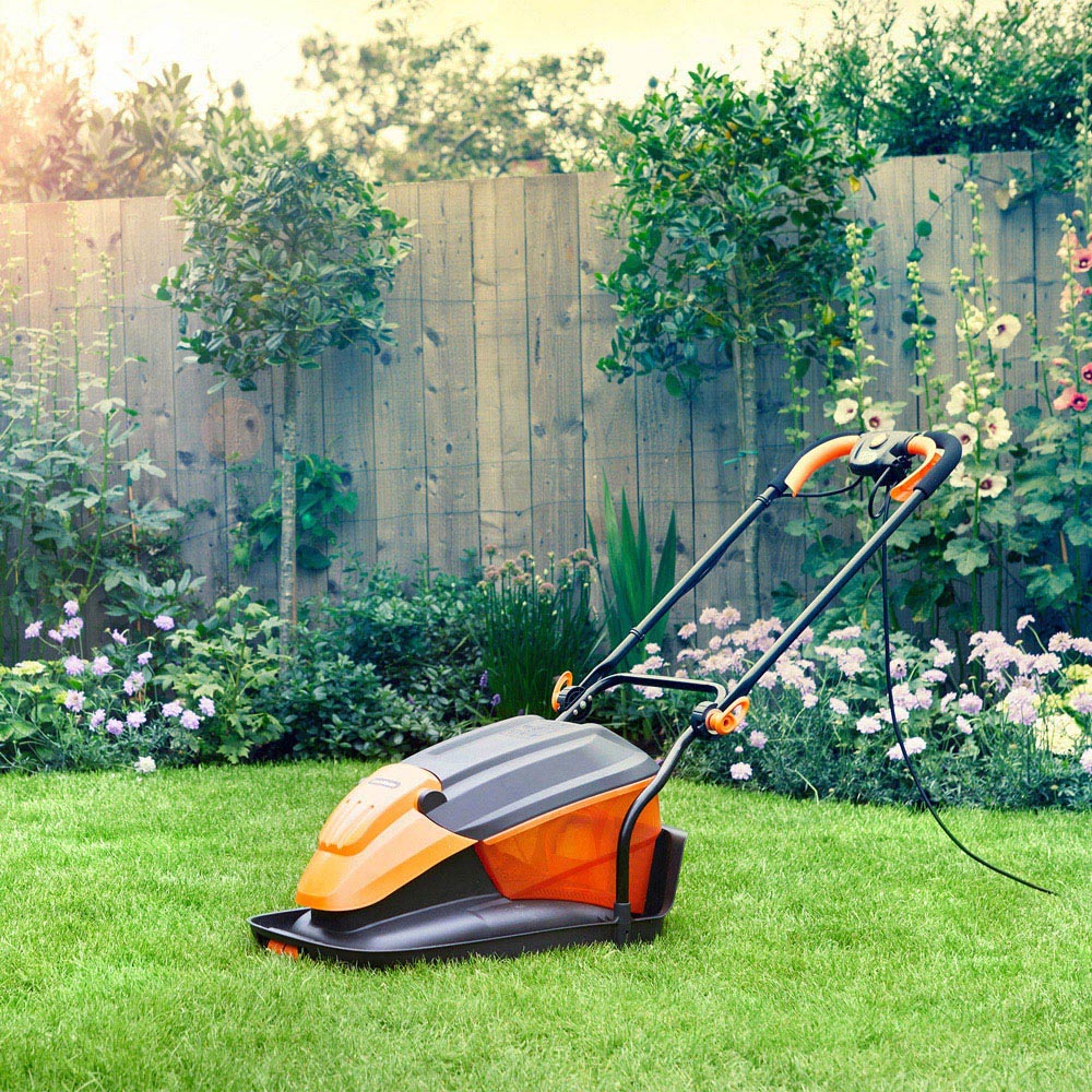 LawnMaster MEH1733-01 1700W 33cm Hover Collect Lawn Mower Image 2