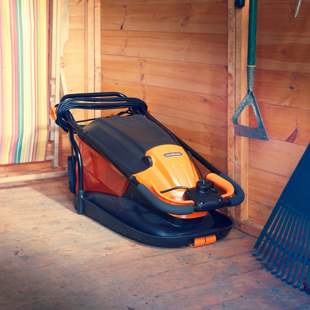 LawnMaster MEH1733 1700W 2-in-1 33cm Hover Collect Lawn Mower and Line Trimmer Set Image 5