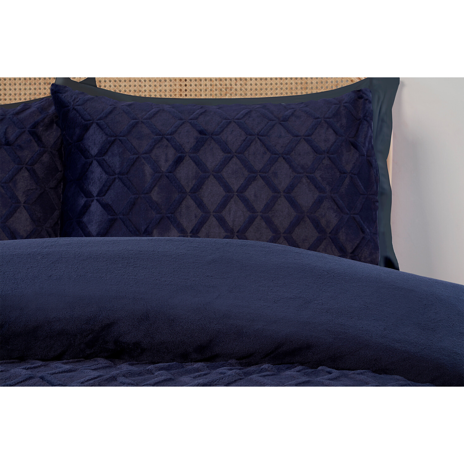 Geo Faux Fur Duvet Set - Navy / Single Image 2