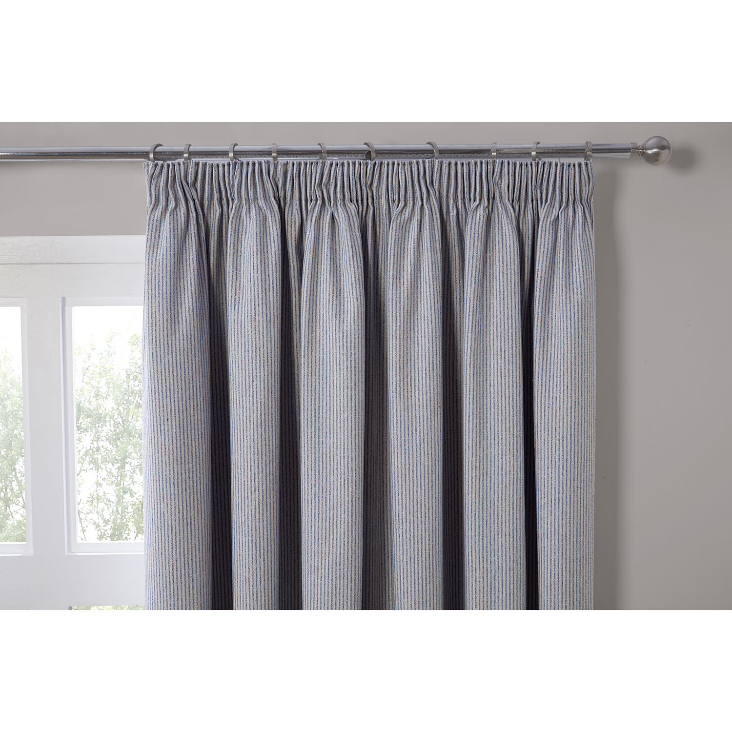 Hadleigh Thermal Curtain - Blue / 168cm / 229cm Image 3