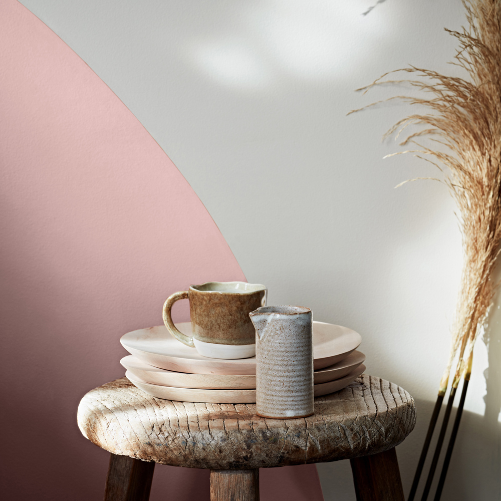 Crown Walls & Ceilings Le Petit Palais Matt Emulsion Paint 2.5L Image 4