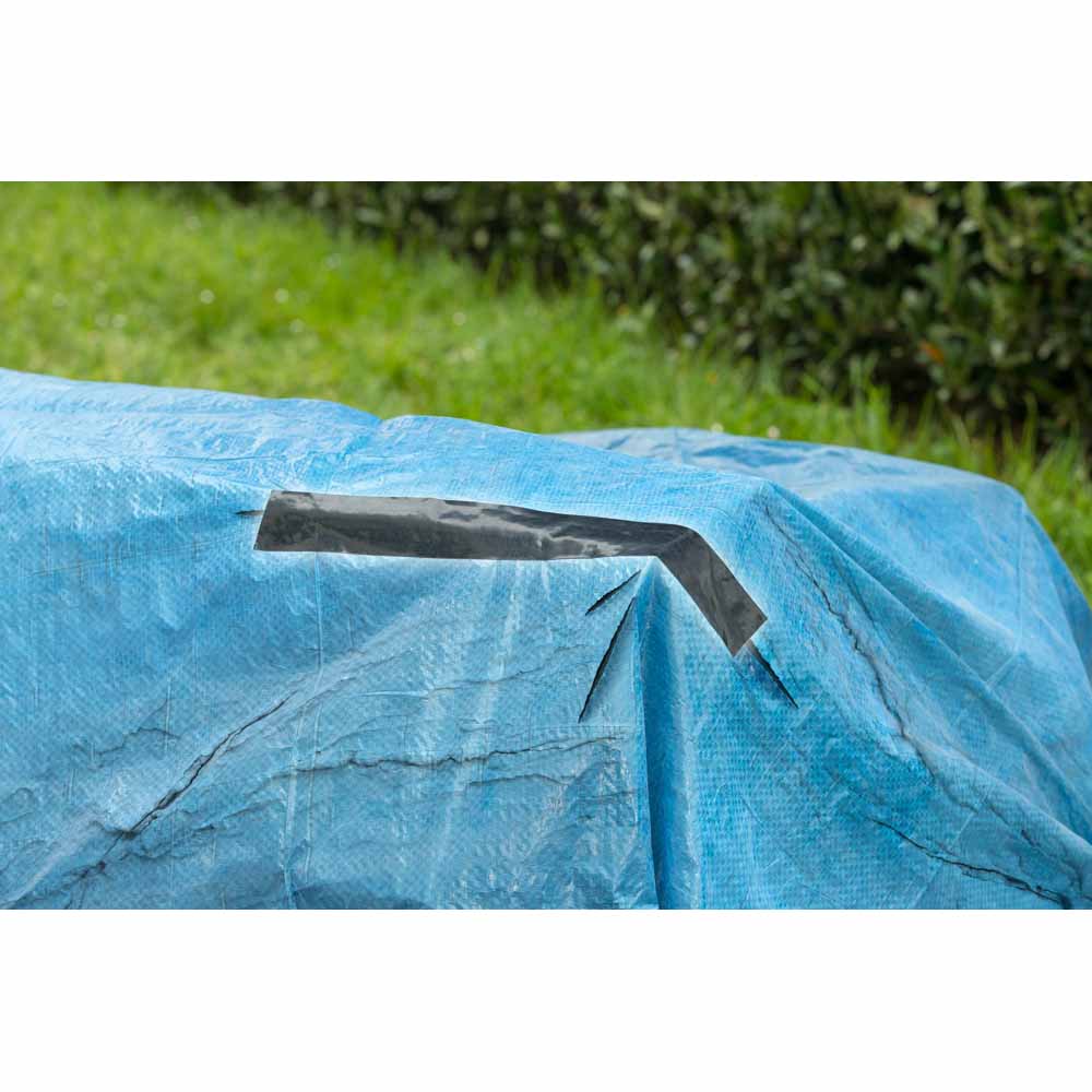 Loctite 10m Black Tape Image 5